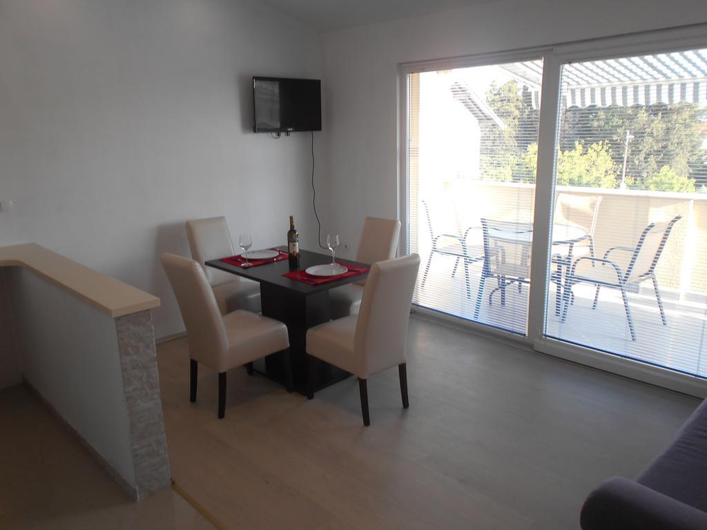 Apartment Cherry Kaštela Pokoj fotografie