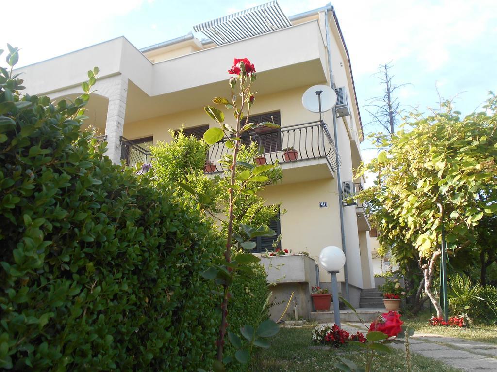 Apartment Cherry Kaštela Exteriér fotografie