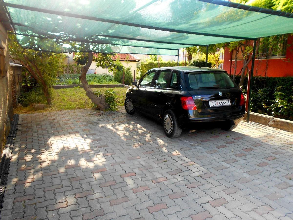 Apartment Cherry Kaštela Exteriér fotografie